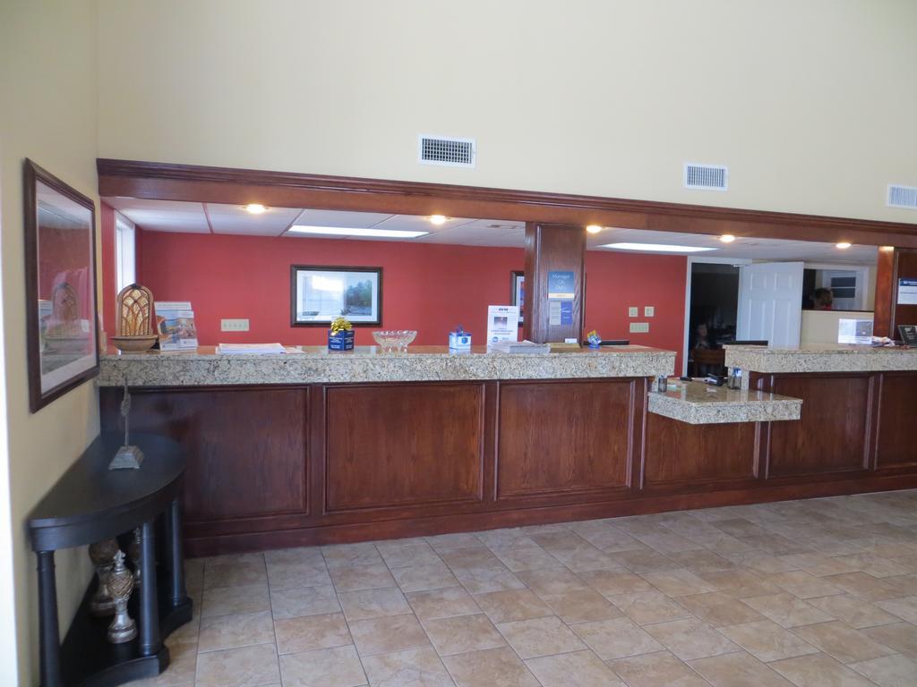 Best Western Inn Russellville Exterior photo